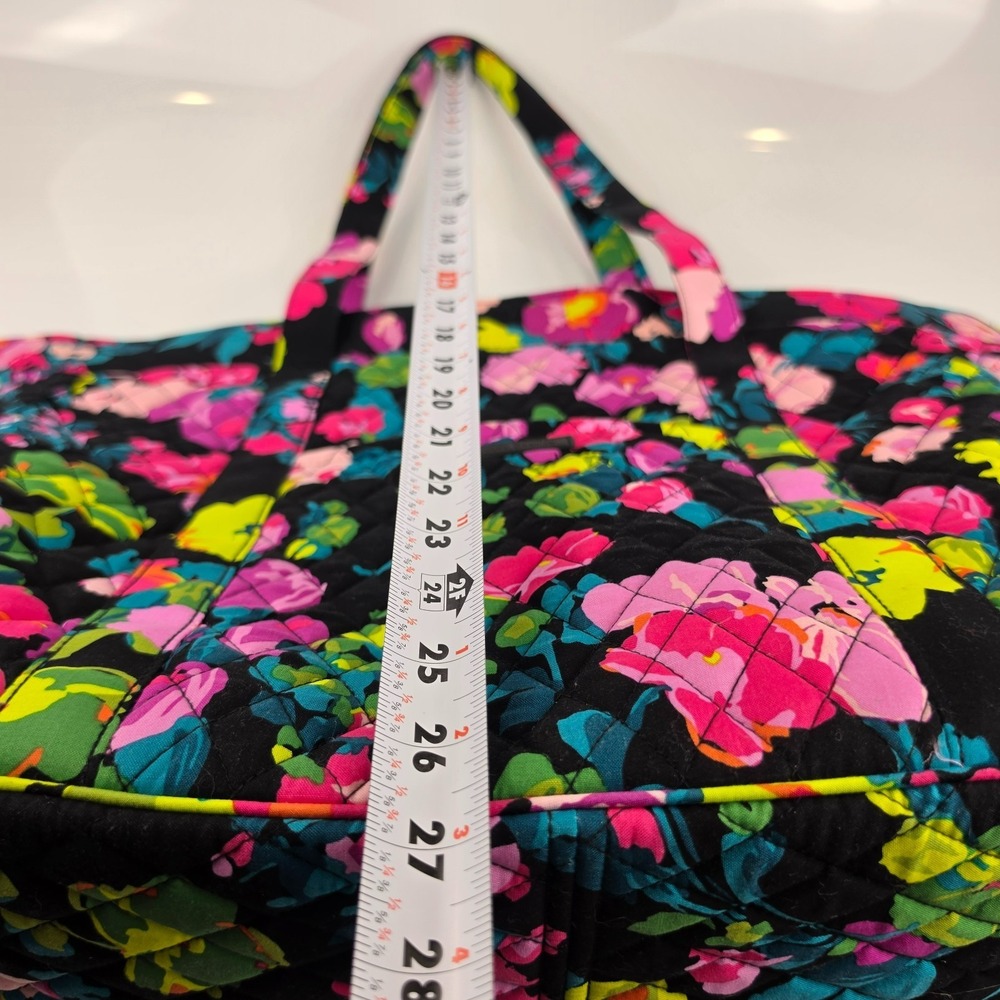 Vera Bradley Get Going Tote Hilo Meadow Quilted Large NWT Retired Floral Bag - Picture 9 of 10
